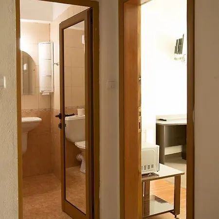 Paunovi 2* פרימורסקו