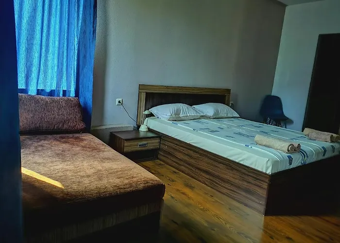 Paunovi بيت ضيافة