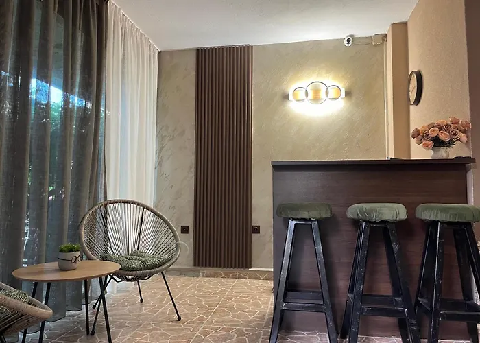 Paunovi بريمورسكو