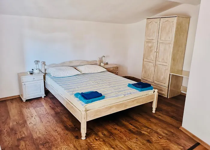 Paunovi 2* Primorsko