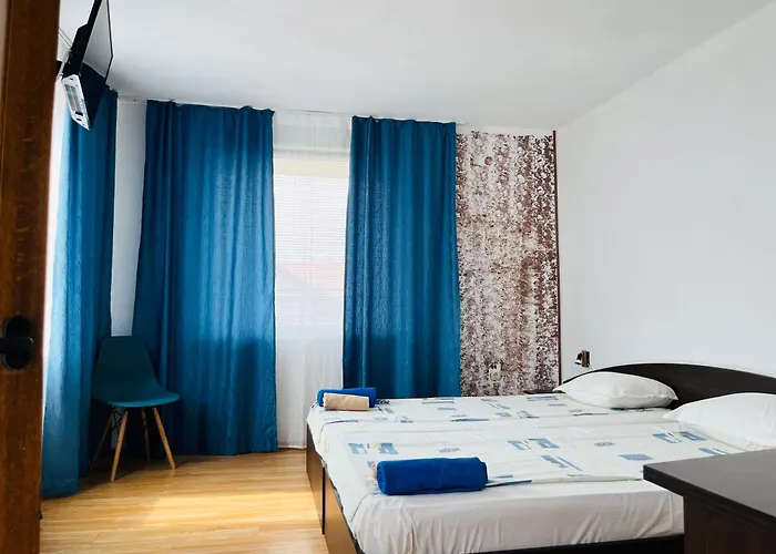 Paunovi בית הארחה